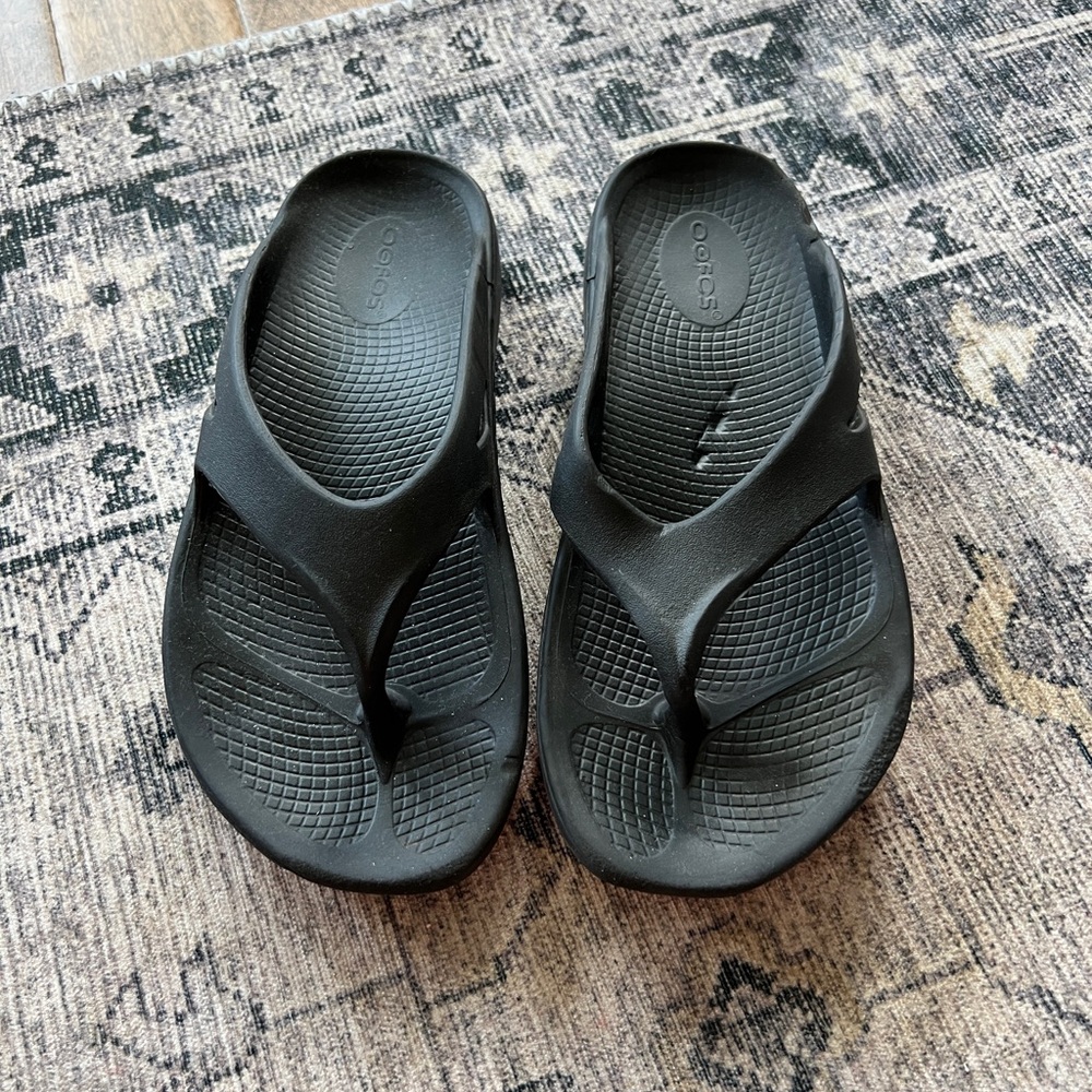 OOFOS women’s OOH AHH sandals size 7